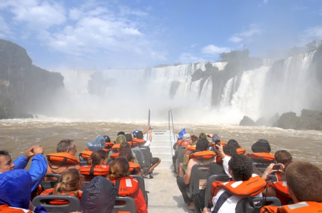 Cataratas Argentinas con Gran Aventura - Iguazú / - Iemanja