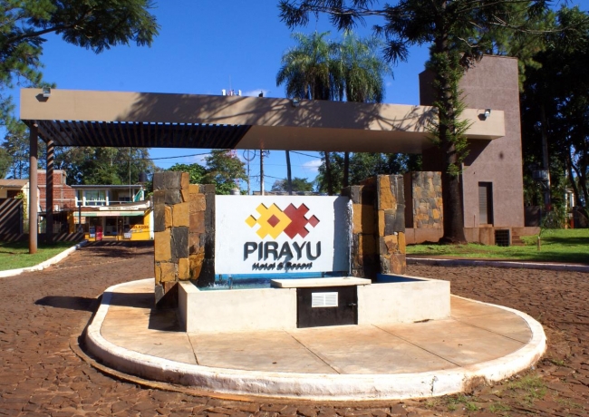Hotel Pirayu - Iguazú / - Iemanja